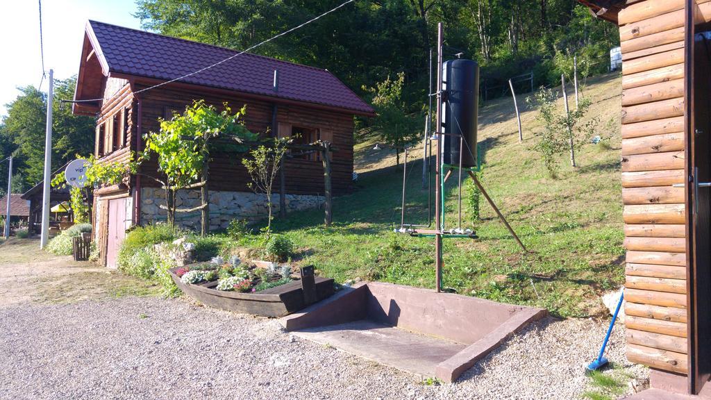 VeljunChalet Riverアパートメント エクステリア 写真