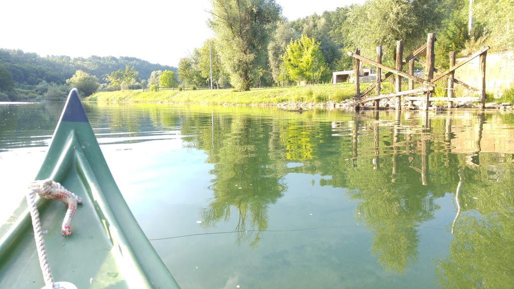 VeljunChalet Riverアパートメント エクステリア 写真